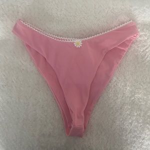 DAISY HIGHWAISTED BIKINI BOTTOMS🌸